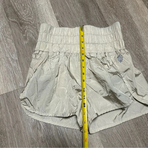 FREE PEOPLE FP movement Shorts - Picture 5 of 8